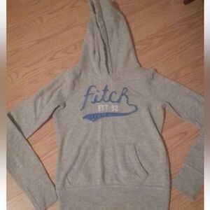 NWOT Girls Abercrombie Kids Hoodie Size Large Light Gray